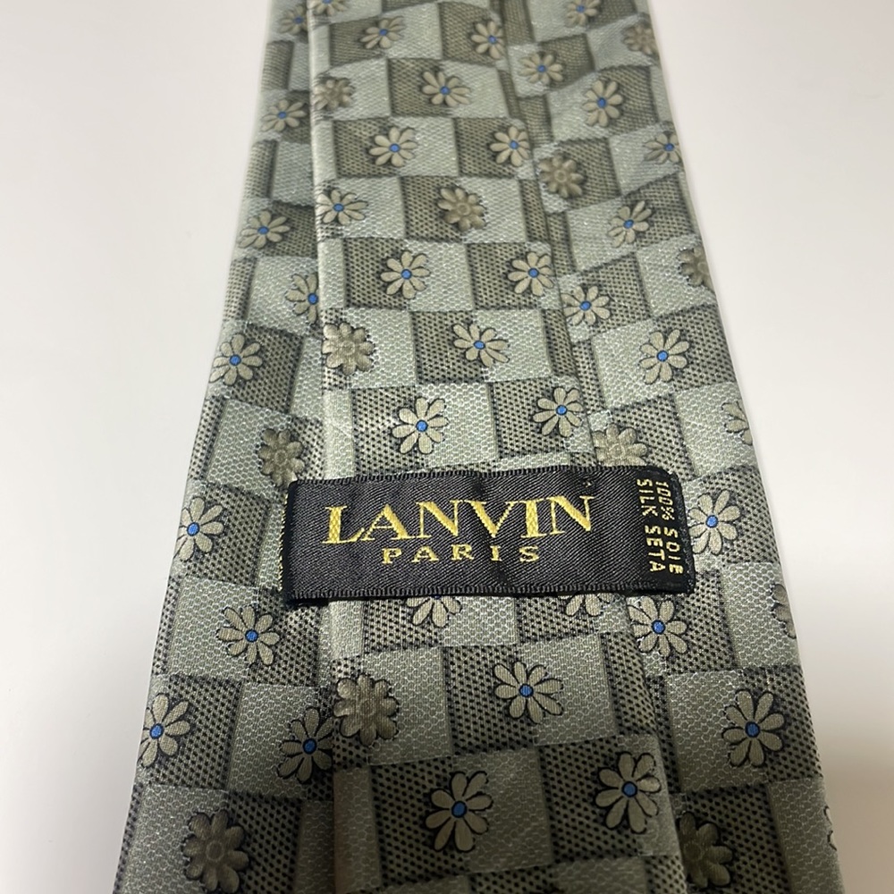 Lanvin Paris Silvery Green Checkered Subtle Floral Print 100% Silk Neck Tie EUC - Picture 2 of 5